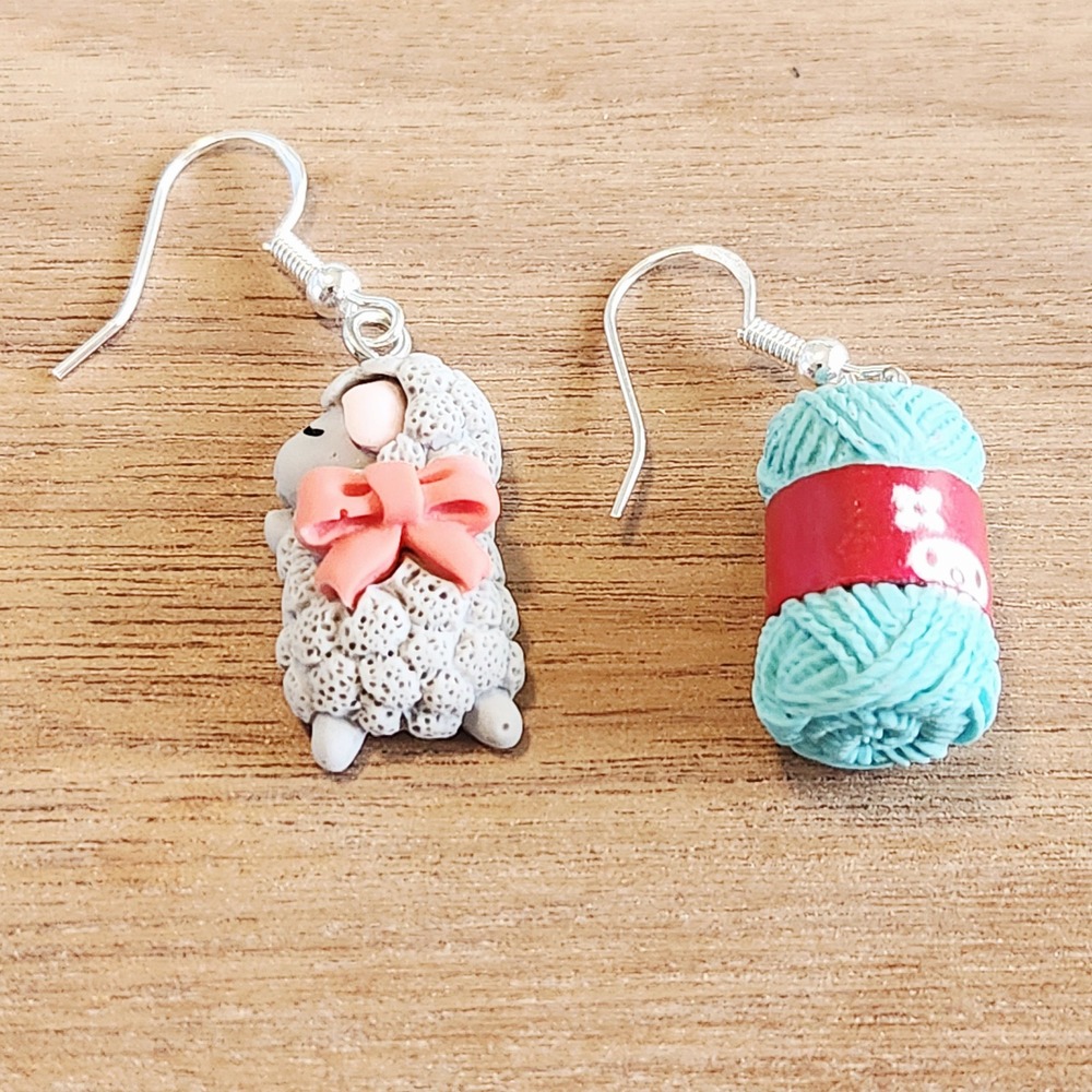 Handmade Sheep & Blue Yarn Dangle Drop Earrings NEW Ladies/Girls Casual Fun‎
